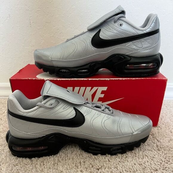 Nike Air Max Plus Tiempo ‘Wolf Grey’ Black Sneakers main image 5